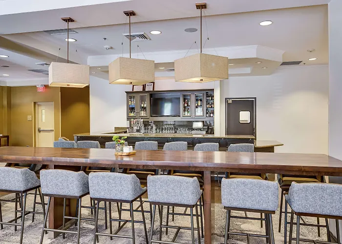 Hilton Garden Airport North 3* Phoenix