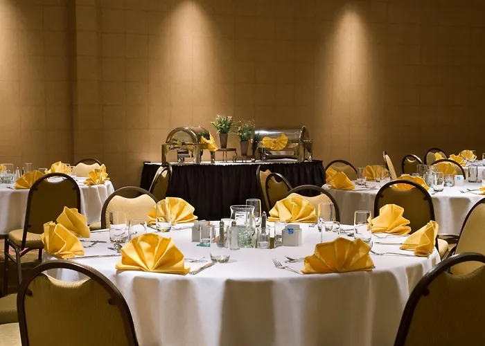 Hilton Garden Airport North 3* Phoenix