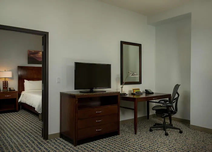 Hotel Hilton Garden Airport North
